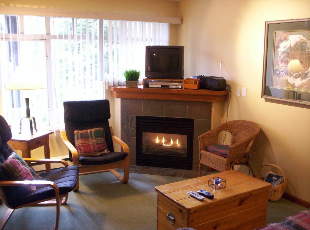 Whistler Superior Properties Ruang foto