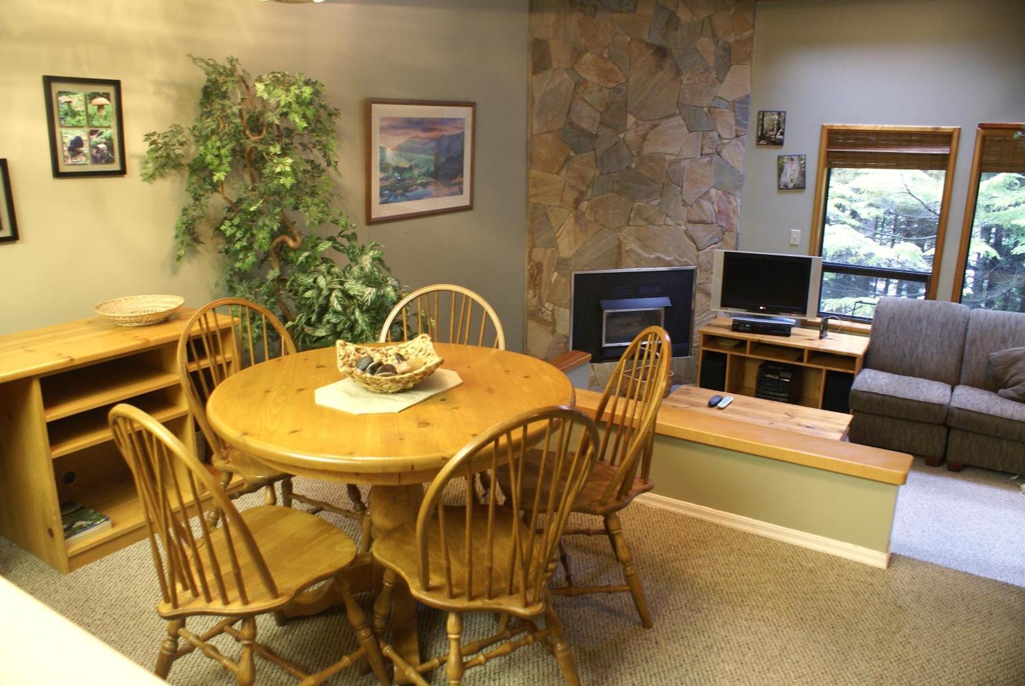 Whistler Superior Properties Bagian luar foto