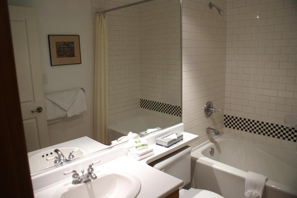 Whistler Superior Properties Ruang foto